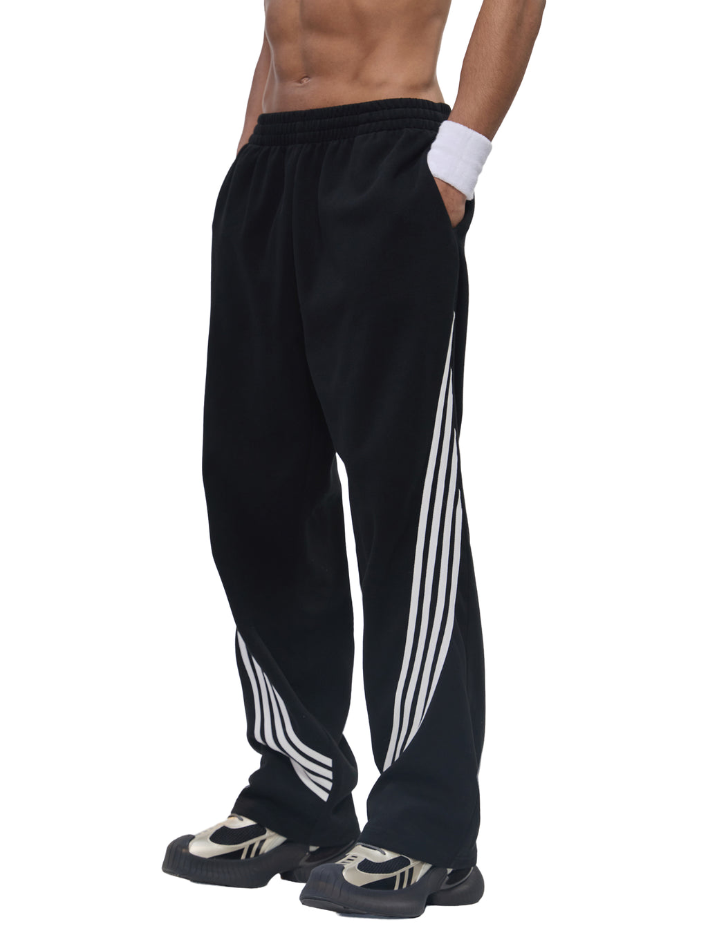 1V Curved Stripe Sweatpants